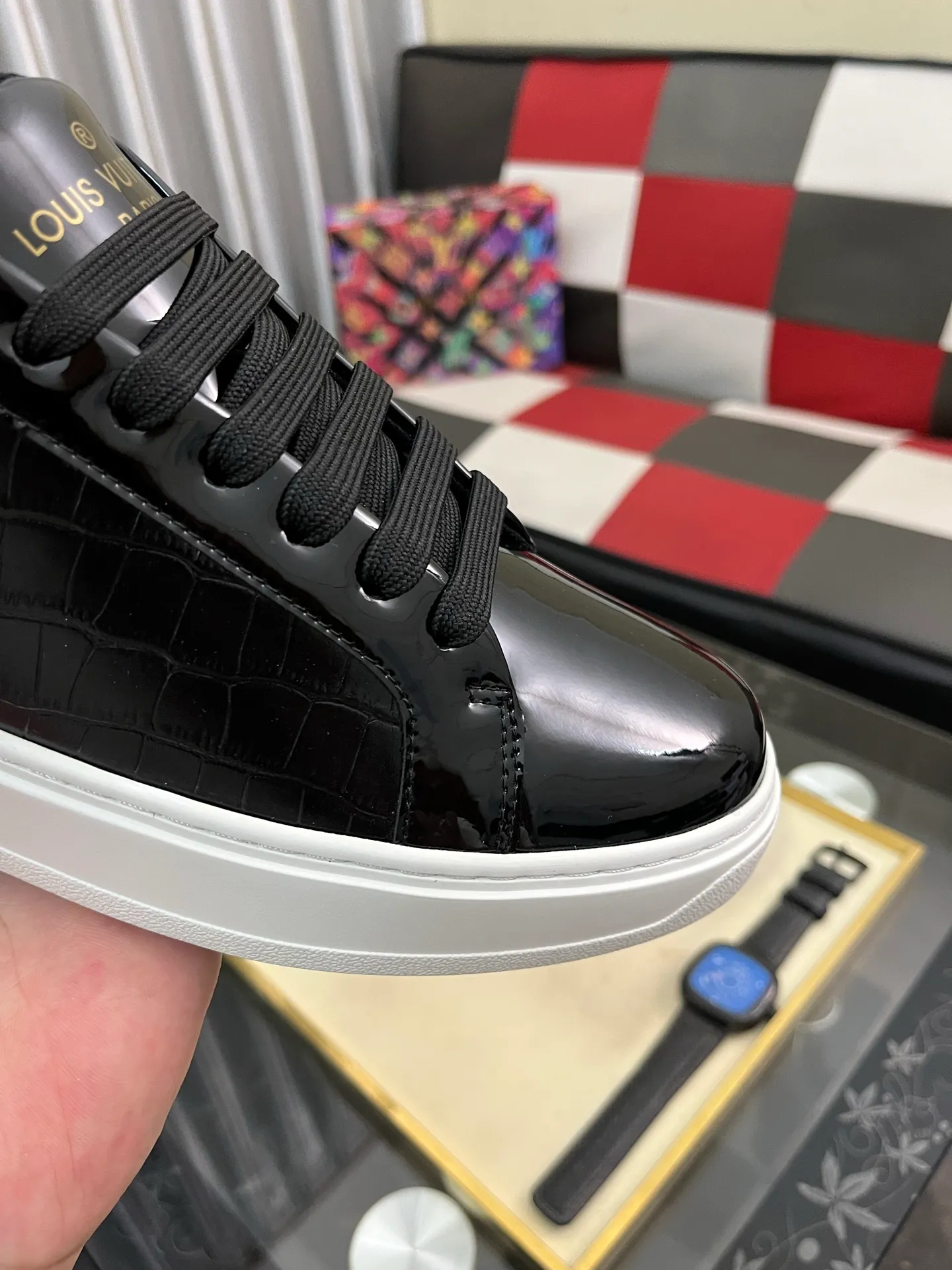 Men's shoes 💰520⌚️⌚️LV Louis Vuitton. The latest fashionable casual shoes are popular in physical stores. New spring and summer comfortable imported custom original cowhide, unique jacquard fabric element design. With sheepskin lining, Lv original bottom, [sun][sun] high-end packaging and high quality💪Details determine the quality, you can enter and leave the counter at will, welcome to compare🇮🇹Number of sizes 38-445️⃣Color options available
